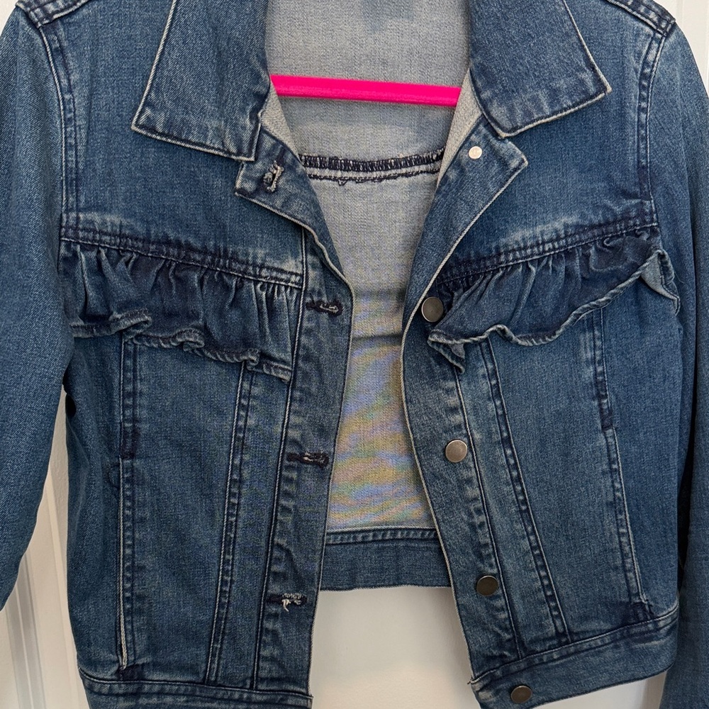Women's Denim Jacket - Picture 4 of 5